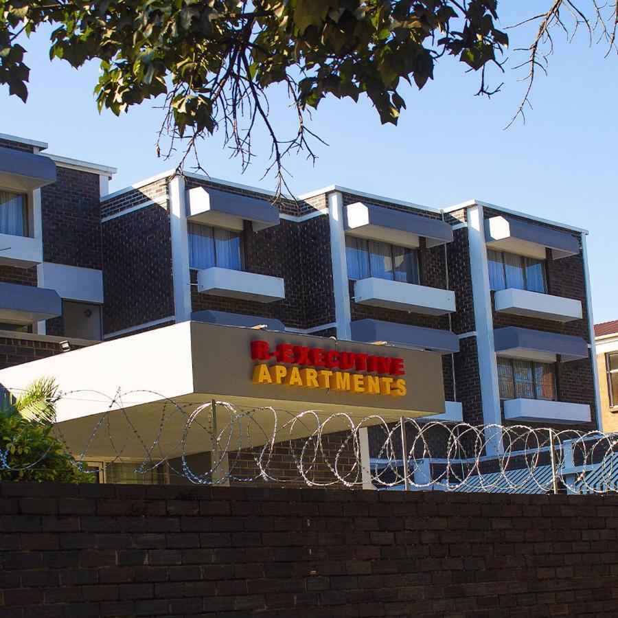 R Executive Apartments Harare Exterior photo