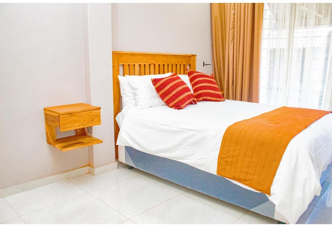 R Executive Apartments Harare Exterior photo