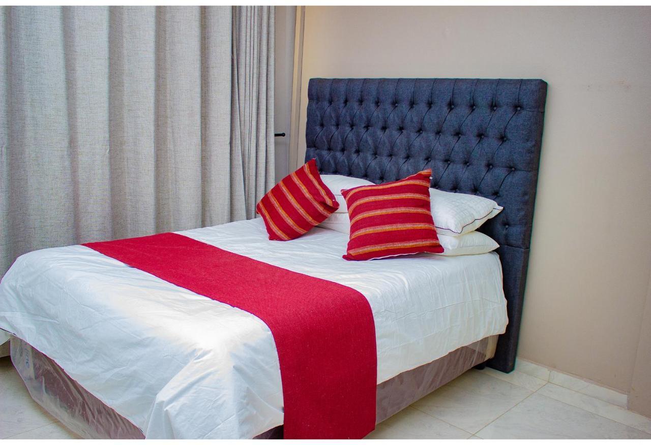R Executive Apartments Harare Exterior photo