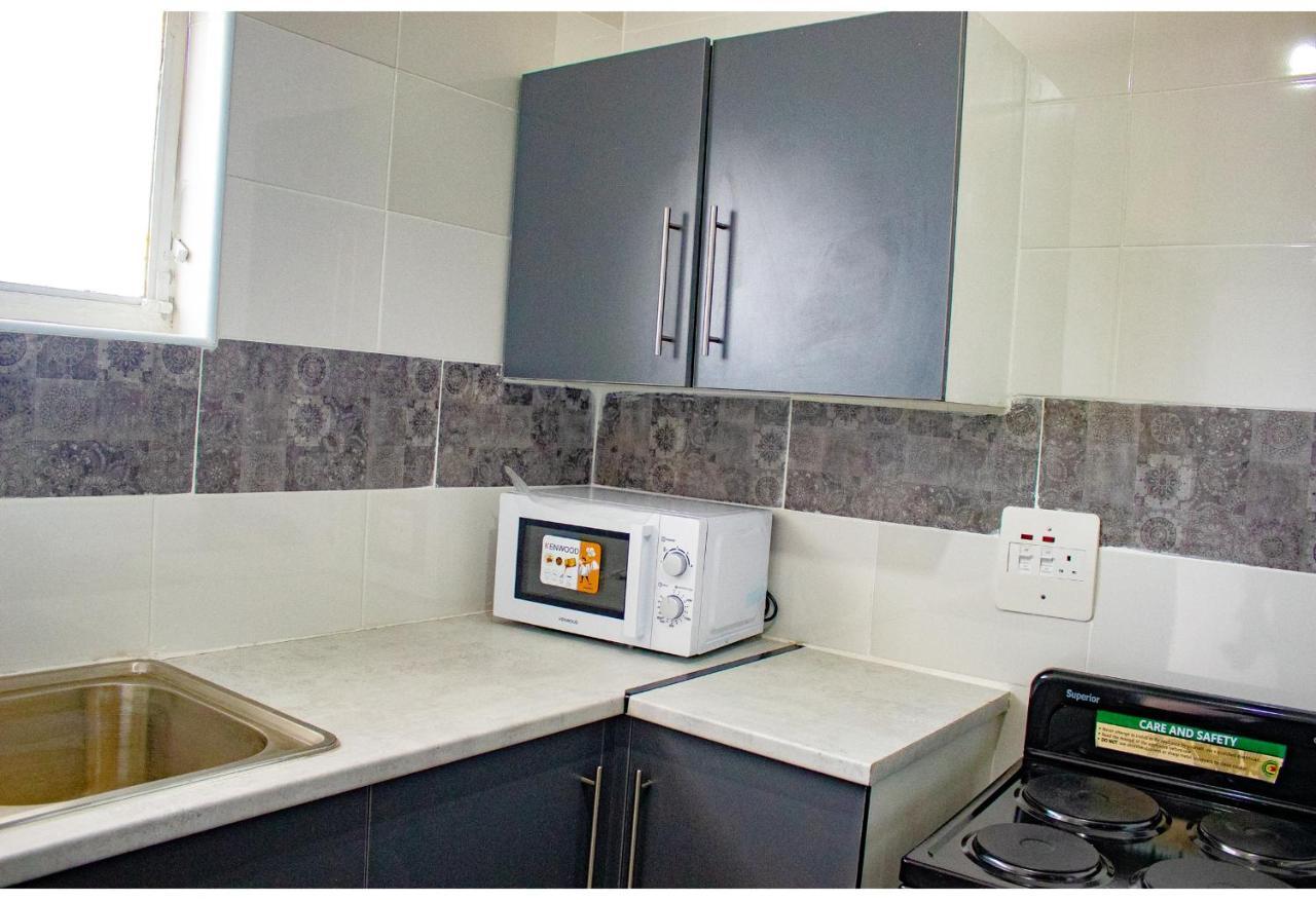 R Executive Apartments Harare Exterior photo